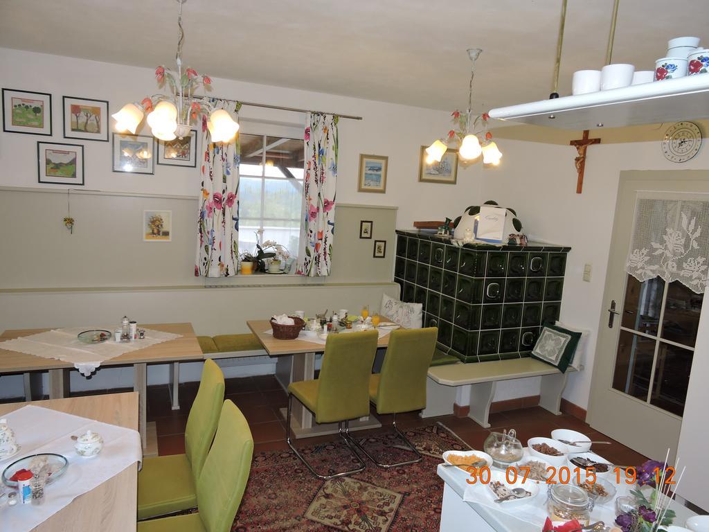 Gaestehaus Haagen Bad Waltersdorf Dış mekan fotoğraf