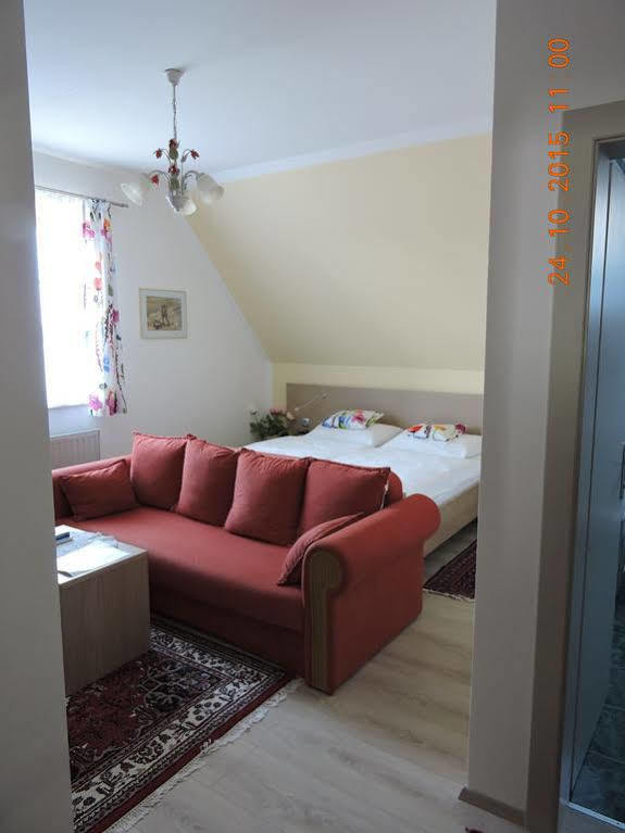 Gaestehaus Haagen Bad Waltersdorf Dış mekan fotoğraf